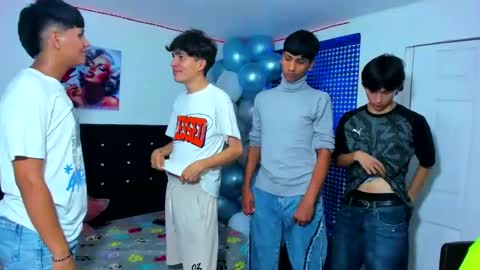 alexander and xiao online show from March 12, 9:56 pm