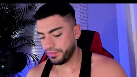 Alexander Diaz online show from October 16, 3:20 pm