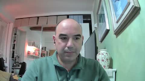 Snapshot of alexct77 chatting on February 21, 6:59 pm alexct77 online show from February 21, 6:59 pm