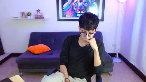 alex online show from March 18, 1:47 pm