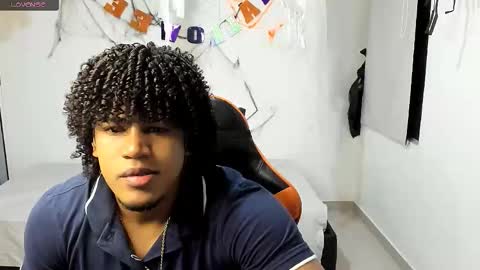 ALEXJ BLACK online show from October 19, 10:40 am