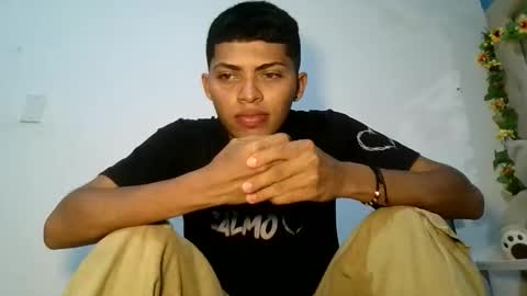 alexsexy1405 online show from April 22, 3:13 am