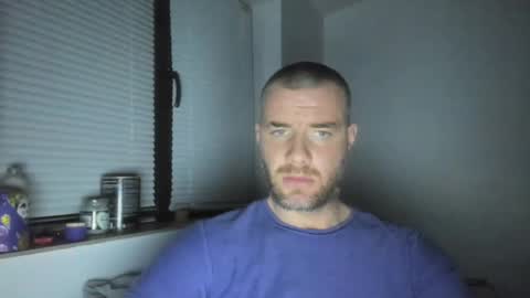 alfiesolomons87 online show from January 23, 9:07 pm