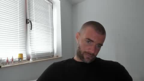 alfiesolomons87 online show from October 23, 12:19 pm