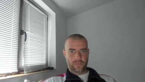 alfiesolomons87 online show from October 7, 11:25 am