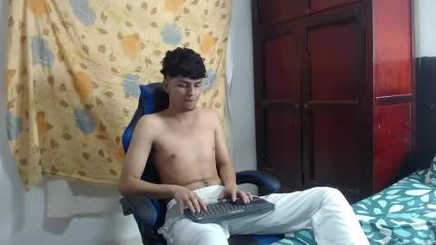 alice online show from June 3, 4:34 pm