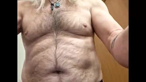 alilfreakyalso online show from February 10, 5:12 am