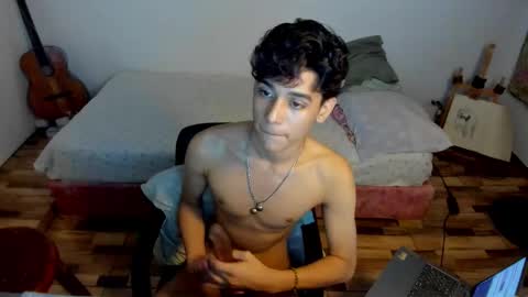 AliotTwink online show from January 17, 4:48 am