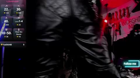   online show from October 31, 6:55 pm