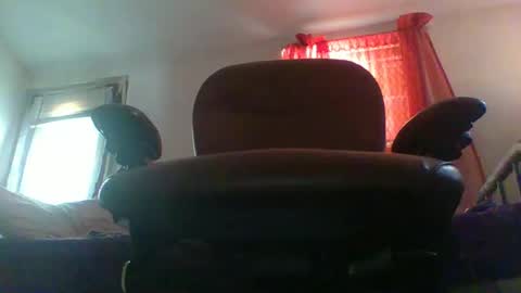 allbermy online show from September 28, 8:18 pm