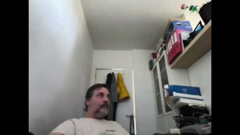 allenvic online show from April 28, 9:58 am