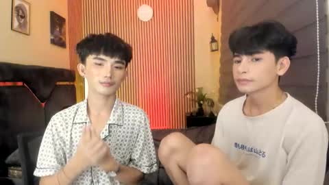 Snapshot of alluring_alpha chatting on October 8, 6:23 pm kim and josh online show from October 8, 6:23 pm
