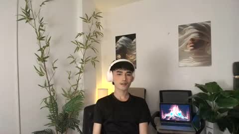 kim and josh online show from June 26, 8:55 pm