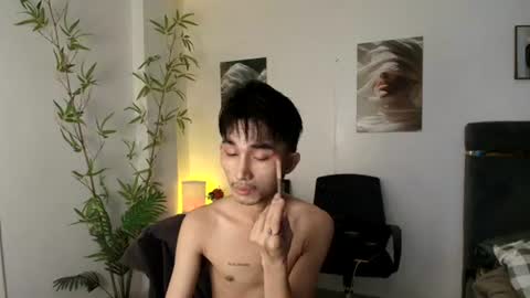 kim and josh online show from June 25, 8:08 am