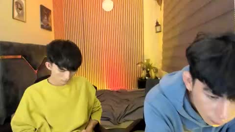 Snapshot of alluring_alpha chatting on October 6, 3:49 pm kim and josh online show from October 6, 3:49 pm