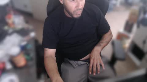 Snapshot of aloha_king chatting on December 8, 8:25 pm simplyfaded online show from December 8, 8:25 pm