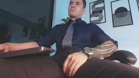 alpha_dominus_ online show from July 26, 3:47 am