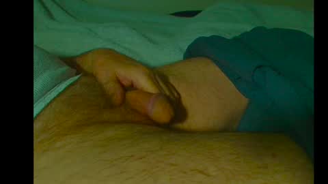 alphablue_wolf1295 online show from January 29, 9:33 am