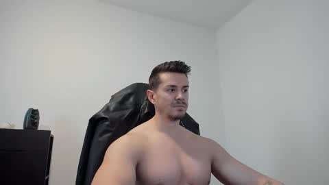 Snapshot of alphagodleatherking92 chatting on October 11, 8:29 am LeatherMaster online show from October 11, 8:29 am