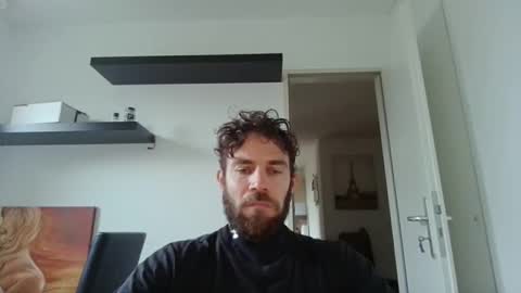 alphah_hunk online show from November 6, 11:46 am