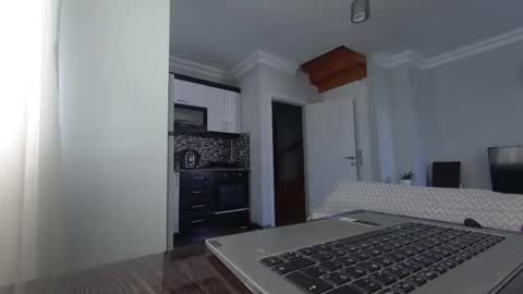 AlphAndre online show from April 13, 6:03 am