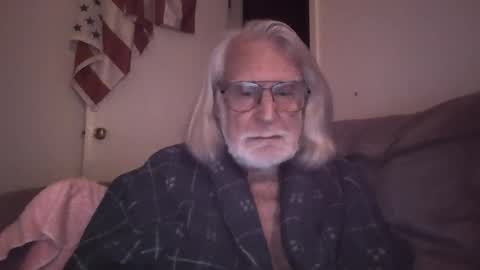 AlphaUniform online show from April 8, 2:56 am