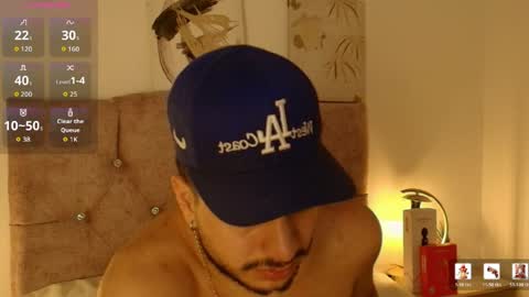 Amadeo Wild online show from May 29, 5:17 am