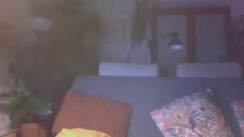 Amberr11 online show from December 28, 12:15 am