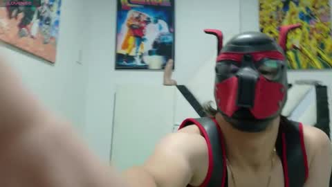 Snapshot of amo_rodrid chatting on October 22, 3:10 am Josue AMo online show from October 22, 3:10 am