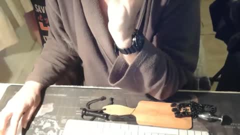 amslave4f online show from January 8, 9:25 am