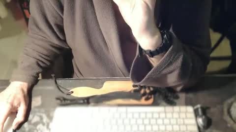 amslave4f online show from January 15, 8:18 am