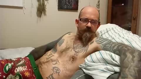 Snapshot of amunrethegod chatting on December 6, 9:02 pm amunrethegod online show from December 6, 9:02 pm