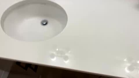 an851986 online show from March 11, 2:13 pm