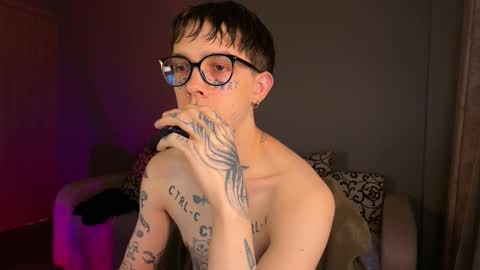 simon online show from September 16, 6:31 pm