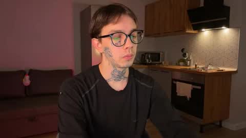 simon online show from October 17, 11:20 pm