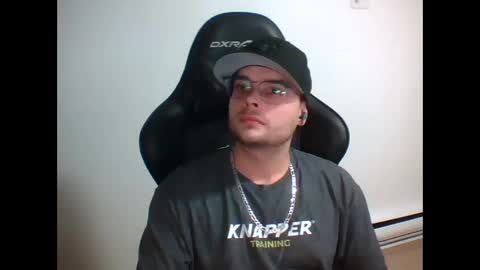 anarchyy1994 online show from April 16, 7:30 am