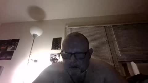 anderso19744 online show from December 15, 10:04 pm