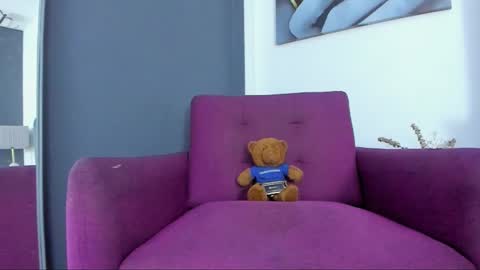 Snapshot of andre_blow chatting on September 23, 5:45 pm Andre Blow online show from September 23, 5:45 pm
