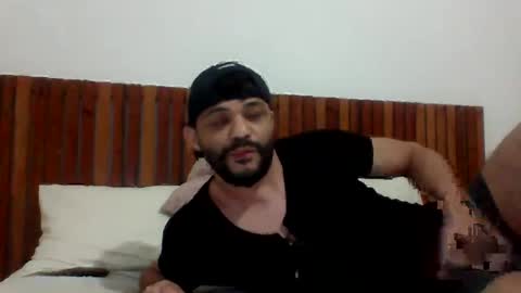 andreloko123 online show from December 16, 4:23 am