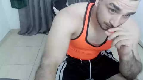 andres180950734 online show from February 28, 1:59 am