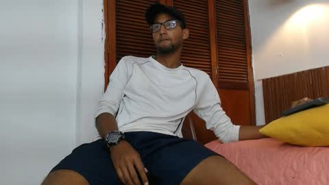 andres_kor online show from December 17, 11:39 am