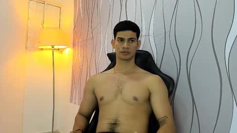 andres_stud online show from January 31, 12:29 pm