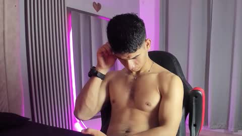 ANDRES  online show from November 6, 7:11 am