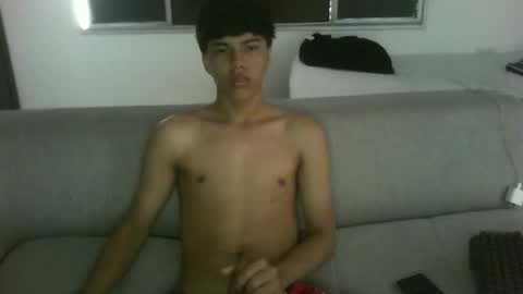 andresexxx online show from April 20, 5:04 pm