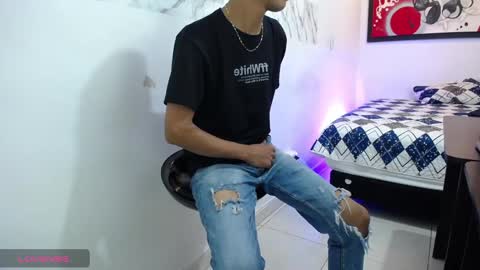 Andres Dean online show from December 13, 4:38 pm