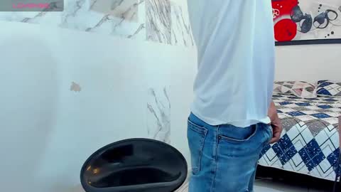 Andres Dean online show from December 3, 7:11 pm