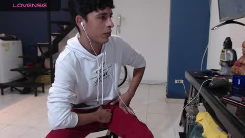 Andres Dean online show from February 11, 3:29 am