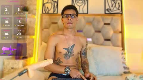 andrew_haalls online show from November 14, 9:27 pm