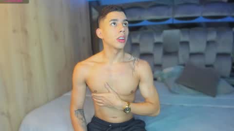 Andrew M. online show from March 6, 12:29 am