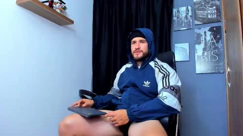 Andrew Diaz online show from November 28, 5:21 am